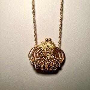 VINTAGE Victorian Style Crossbody Bag